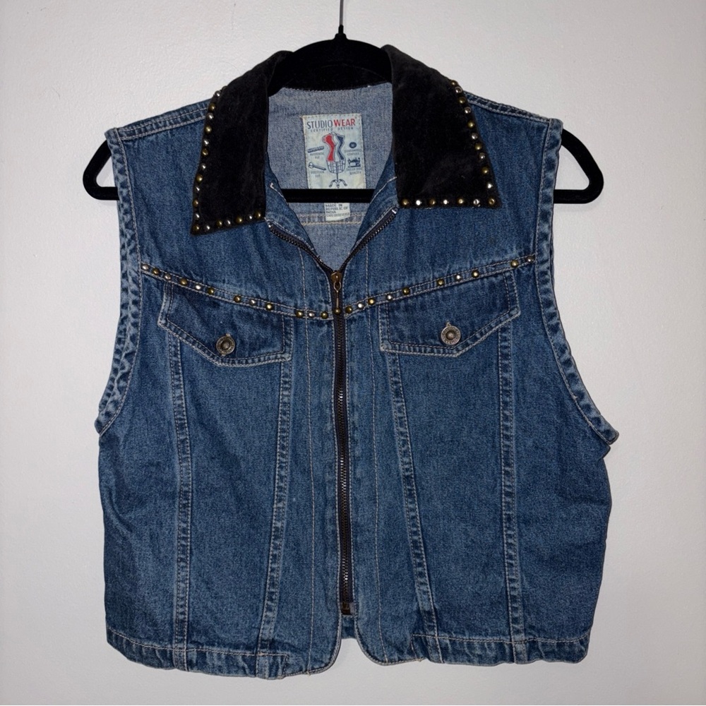 Vintage Studded Zip Denim Vest with Black Velvet Collar - Picture 2 of 9